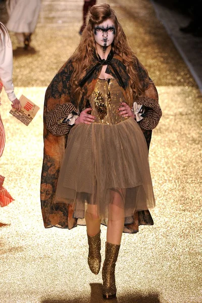 Look 31